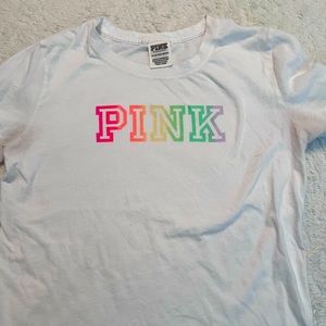 Women’s pink extra small T-shirt. Greg condition.